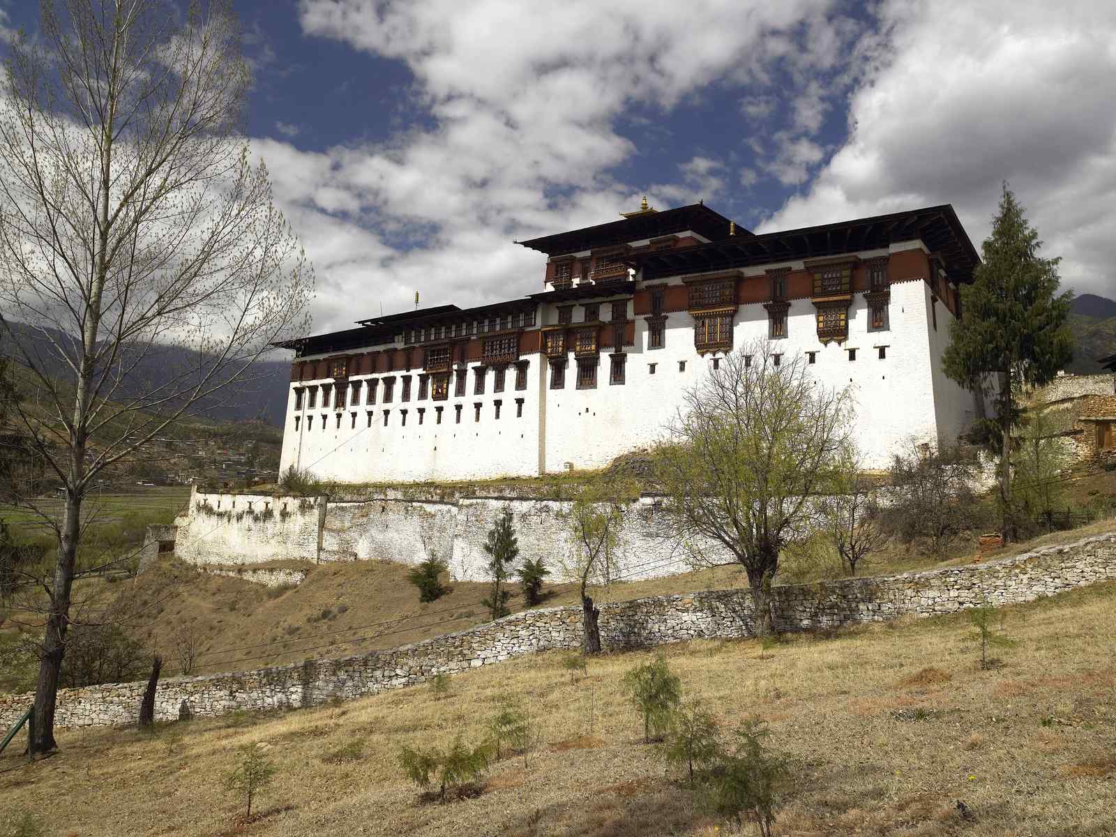 paro-dzong-kingdom-of-bhutan