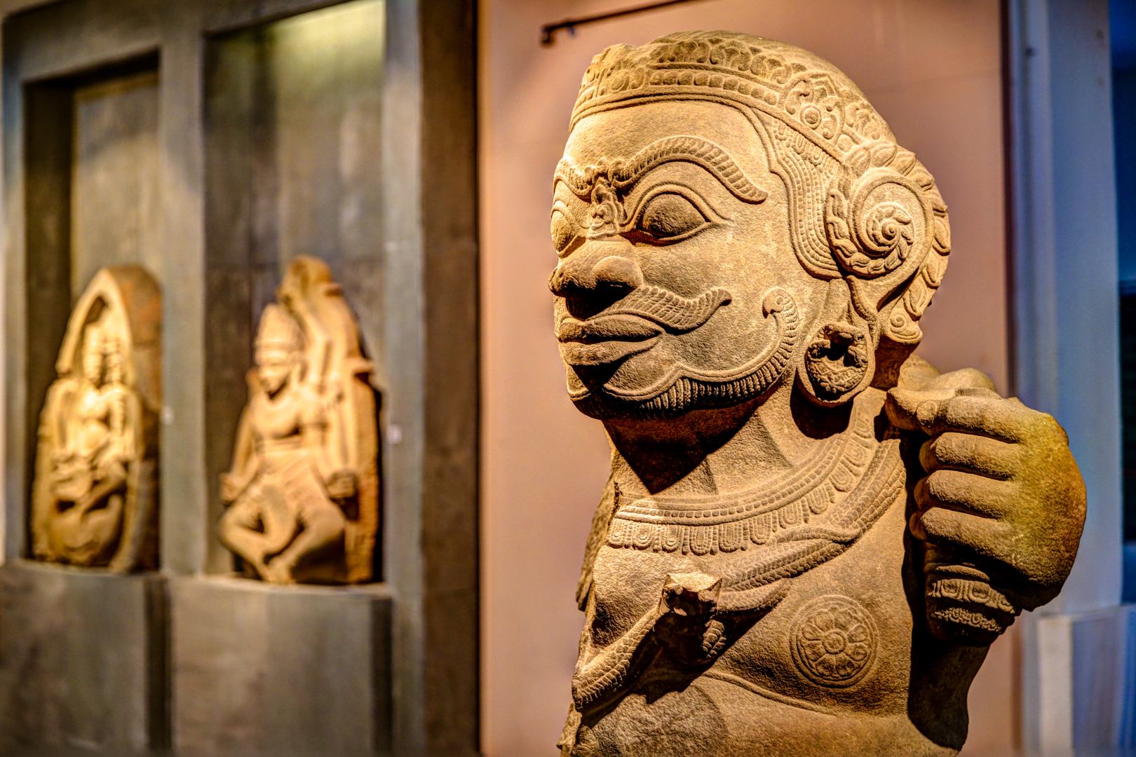 Chamskulpturen im Museum