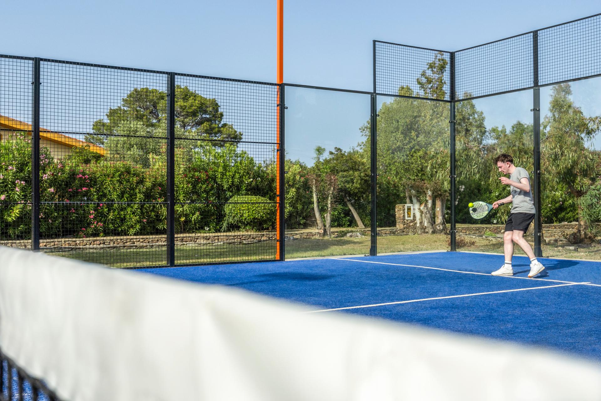 padel platz im tui blue budoni