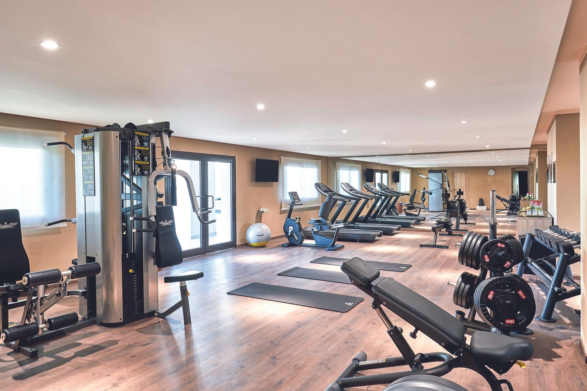 tui blue makadi gardens gym