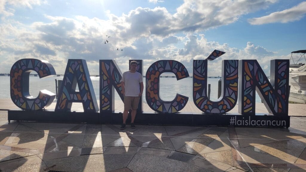 Cancun-Schriftzug