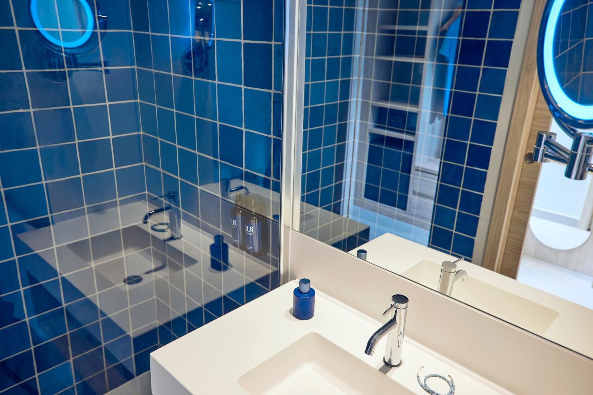 tui-blue-victoria-menorca-dbl-with-pool-bath
